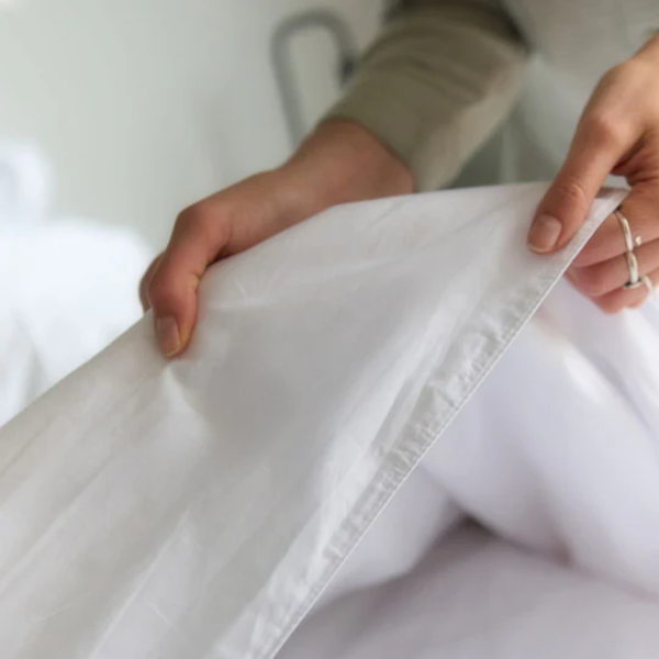 285 Thread Count Percale Duvet Cover Set with Buttons  | White